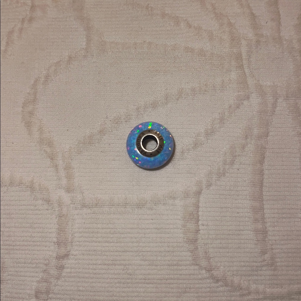 Pandora Charm - Picture 3 of 4